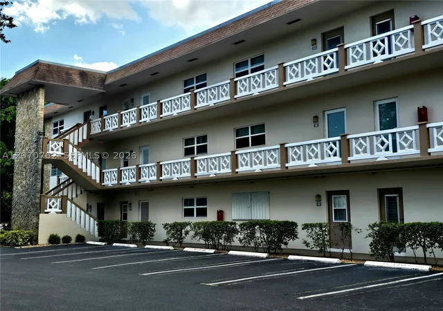 Photo 2 of Condo for sale at 3405 Nw 48th Ave #601, Lauderdale Lakes, FL 33319 | MLS# A12070762 | Listing updated on 2026-08-26