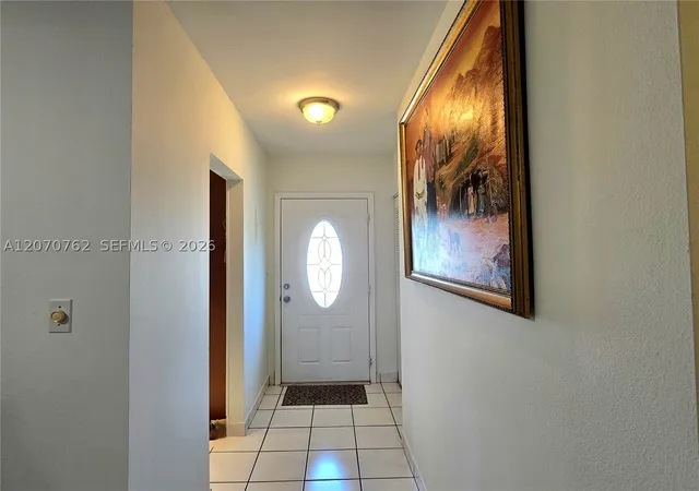 Photo 3 of Condo for sale at 3405 Nw 48th Ave #601, Lauderdale Lakes, FL 33319 | MLS# A12070762 | Listing updated on 2026-08-26