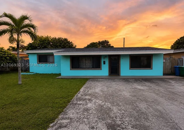 Photo 1 of Single family home for sale at 2906 Island Dr, Miramar, FL 33023 | MLS# A12069323 | Listing updated on 2026-09-02