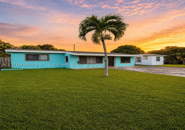 Photo 2 of Single family home for sale at 2906 Island Dr, Miramar, FL 33023 | MLS# A12069323 | Listing updated on 2026-09-02