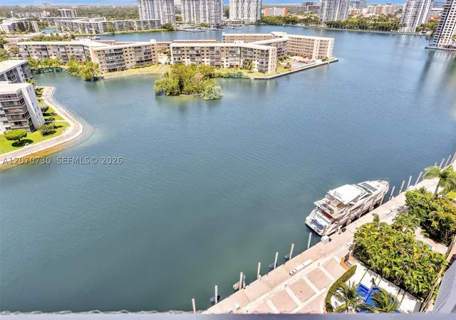 Photo 2 of Condo for sale at 1000 W Island Blvd #1710, Aventura, FL 33160 | MLS# A12070730 | Listing updated on 2026-09-09