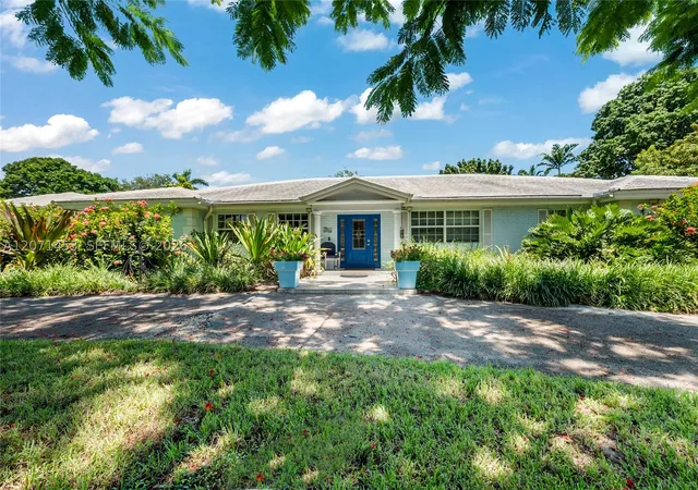 Photo 1 of Single family home for sale at 5455 Sw 88th St, Miami, FL 33156 | MLS# A12071453 | Listing updated on 2026-08-28