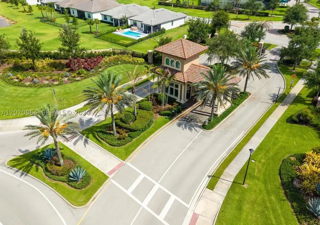 Photo 2 of Single family home for sale at 218 Se Longview Dr, Port St Lucie, FL 34984 | MLS# A12070864 | Listing updated on 2026-09-02