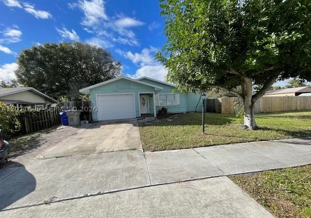 Photo 1 of Single family home for sale at 1685 20th Ave Sw, Vero Beach, FL 32962 | MLS# A12071639 | Listing updated on 2026-09-09