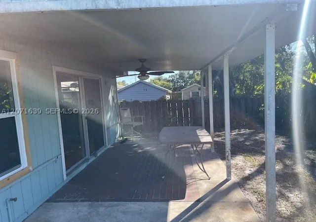Photo 3 of Single family home for sale at 1685 20th Ave Sw, Vero Beach, FL 32962 | MLS# A12071639 | Listing updated on 2026-09-09