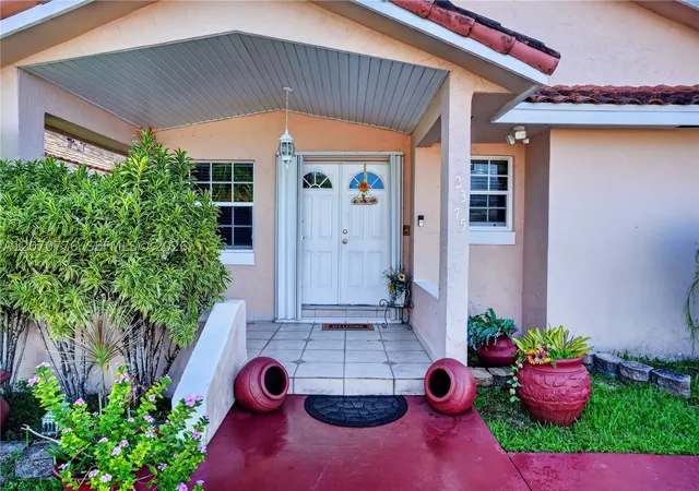 Photo 3 of Single family home for sale at 2375 Sw 141st Ave, Miami, FL 33175 | MLS# A12070776 | Listing updated on 2026-09-15