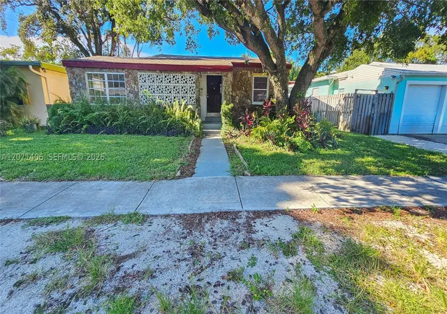 Photo 1 of Sale Pending at 214 Sw 2nd Pl, Dania Beach, FL 33004 | MLS# A12071406 | Listing updated on 2026-10-03