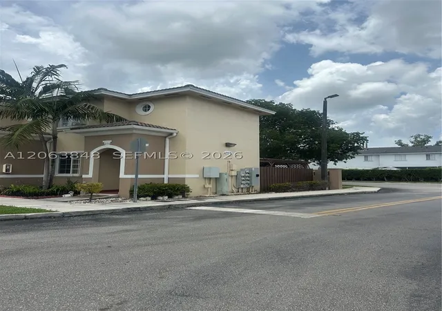 Photo 3 of Townhouse for sale at 7380 Nw 174th Ter #204, Hialeah, FL 33015 | MLS# A12063848 | Listing updated on 2026-09-03