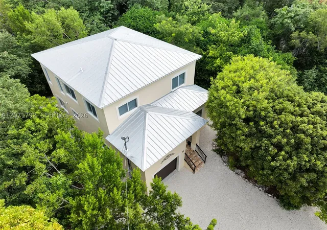 Photo 1 of Sale Pending at 30 Seagate Blvd, Key Largo, FL 33037 | MLS# A12071792 | Listing updated on 2026-09-24