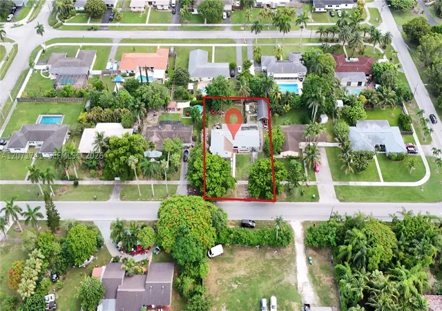 Photo 2 of Sale Pending at 504 Nw 23rd St, Homestead, FL 33030 | MLS# A12071741 | Listing updated on 2026-09-10