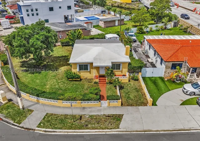 Photo 3 of Single family home for sale at 10 Sw 72nd Ave, Miami, FL 33144 | MLS# A12067286 | Listing updated on 2026-09-10
