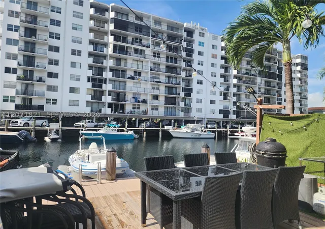 Photo 3 of Townhouse for sale at 3600 Ne 167th St #19, North Miami Beach, FL 33160 | MLS# A12071821 | Listing updated on 2026-09-09