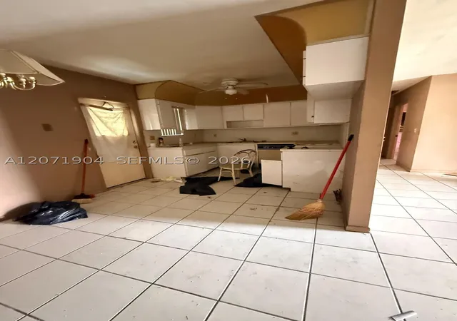 Photo 3 of Sale Pending at 2911 Nw 161St St, Miami Gardens, FL 33054 | MLS# A12071904 | Listing updated on 2026-09-30