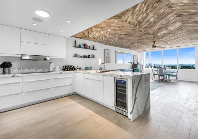 Photo 3 of Condo for sale at 5600 Collins Ave #11S, Miami Beach, FL 33140 | MLS# A12071976 | Listing updated on 2026-08-27
