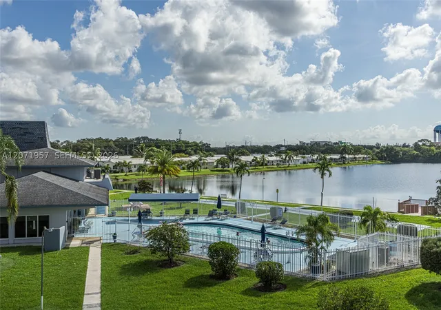 Photo 1 of Condo for sale at 2223 Park Ln #314, Hollywood, FL 33021 | MLS# A12071957 | Listing updated on 2026-09-01