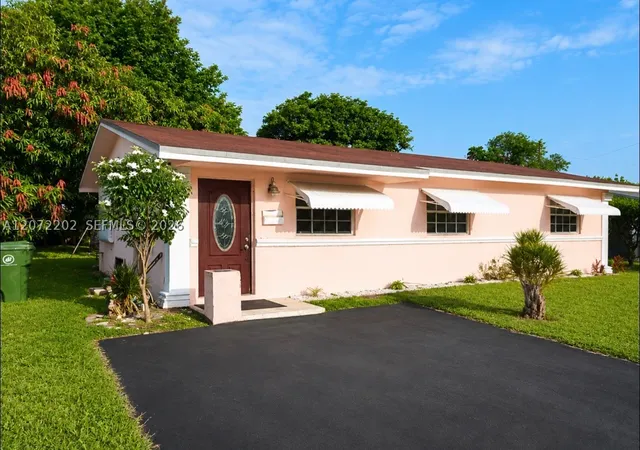 Photo 2 of Sale Pending at 2221 Nw 30th Way, Fort Lauderdale, FL 33311 | MLS# A12072202 | Listing updated on 2026-09-08