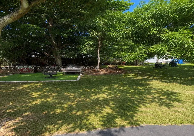 Photo 3 of Sale Pending at 2221 Nw 30Th Way, Fort Lauderdale, FL 33311 | MLS# A12072202 | Listing updated on 2026-09-08