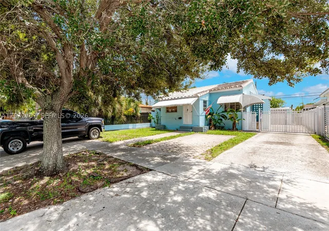 Single family home for sale at 334 E 11Th St, Hialeah, FL 33010 | MLS# A12072207