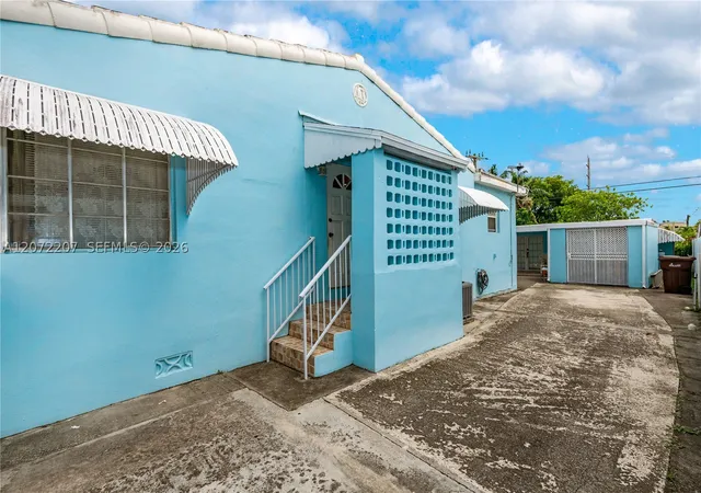 Photo 2 of Single family home for sale at 334 E 11th St, Hialeah, FL 33010 | MLS# A12072207 | Listing updated on 2026-10-06