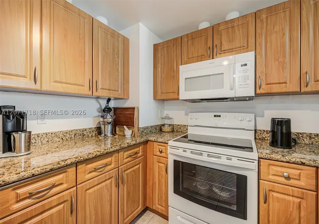 Photo 3 of Condo for sale at 50 Menores Ave #820, Coral Gables, FL 33134 | MLS# A12071718 | Listing updated on 2026-09-09