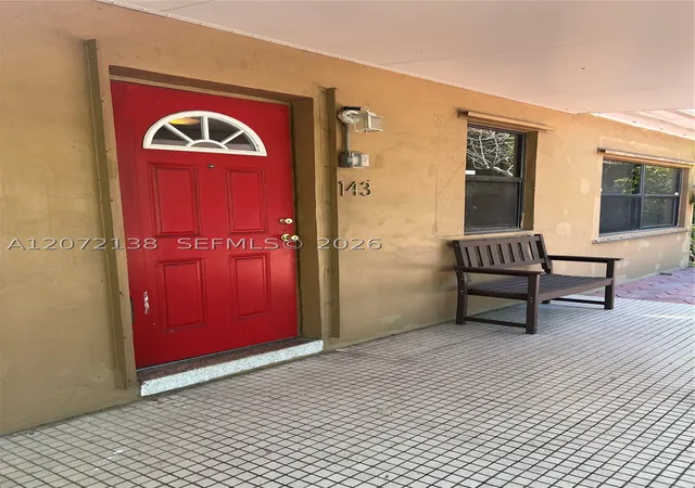Photo 3 of Single family home for sale at 143 Sw 22nd Ter, Fort Lauderdale, FL 33312 | MLS# A12072138 | Listing updated on 2026-09-07