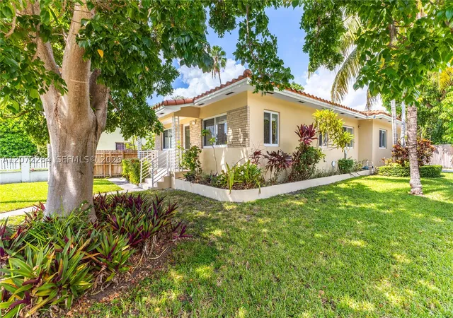 Photo 3 of Single family home for sale at 5990 Ne 5th Ave, Miami, FL 33137 | MLS# A12072284 | Listing updated on 2026-09-11