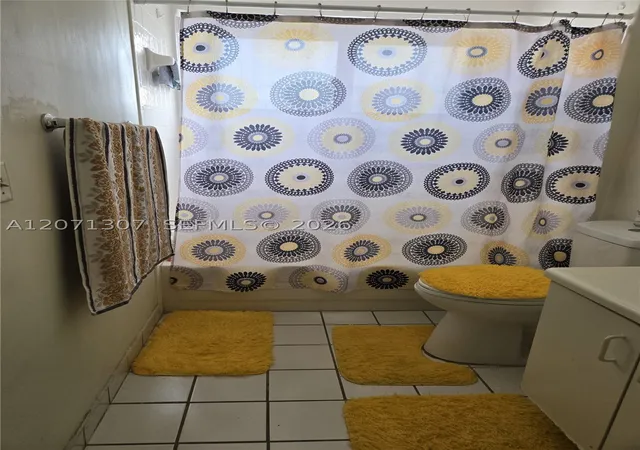 Photo 3 of Single family home for sale at 818 E Palm Run Dr, North Lauderdale, FL 33068 | MLS# A12071307 | Listing updated on 2026-08-26