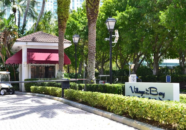 Photo 3 of Condo for sale at 3225 Ne 184th St #10103, Aventura, FL 33160 | MLS# A12072370 | Listing updated on 2026-09-29