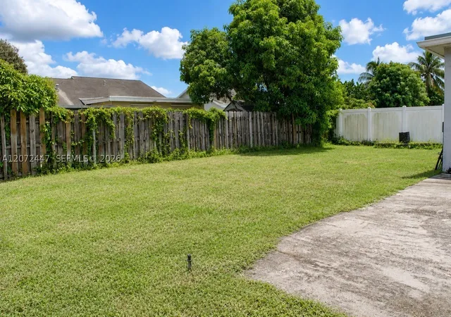 Photo 4 of Single family home for sale at 2001 Sw 87Th Ave, North Lauderdale, FL 33068 | MLS# A12072447 | Listing updated on 2026-09-16