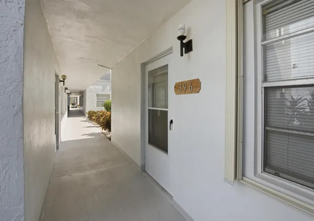 5th image of 396 Saxony I, Delray Beach, FL 33446 | MLS# B26065111