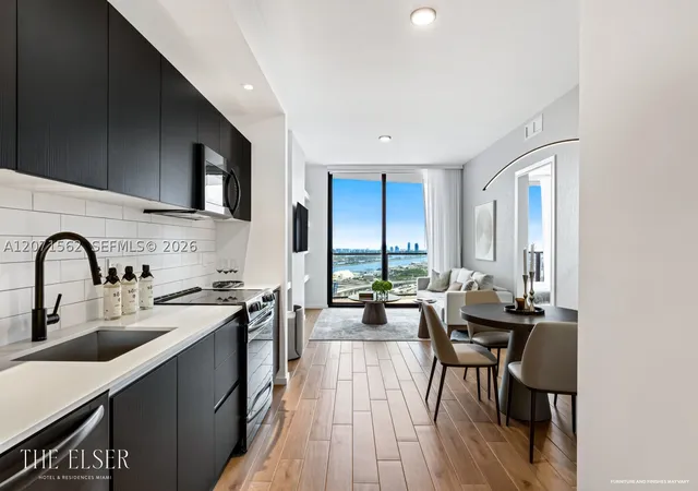 Photo 3 of Condo for sale at 398 Ne 5th St #1911, Miami, FL 33132 | MLS# A12071562 | Listing updated on 2026-09-10