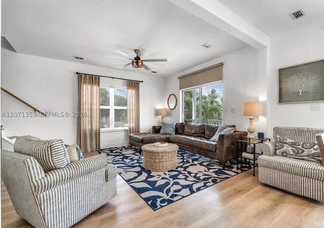 Photo 3 of Single family home for sale at 21 Mockingbird Rd, Key Largo, FL 33037 | MLS# A12071353 | Listing updated on 2026-09-18