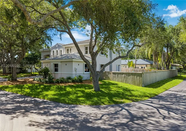 Photo 57 of Single family home for sale at 7605 Sw 147Th St, Palmetto Bay, FL 33158 | MLS# A12066107 | Listing updated on 2026-09-21
