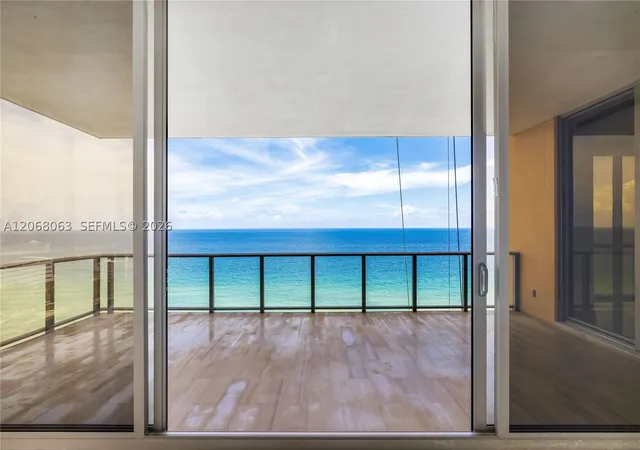 Listing Photo 5 - Condo for sale in building located at 17749 Collins Ave, Miami, FL 33160 - Unit #1201