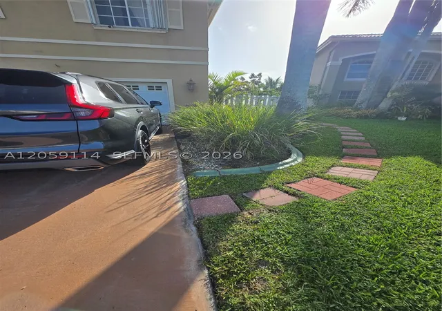 Photo 2 of Single family home for sale at 19130 Nw 10th St, Pembroke Pines, FL 33029 | MLS# A12059114 | Listing updated on 2026-09-12