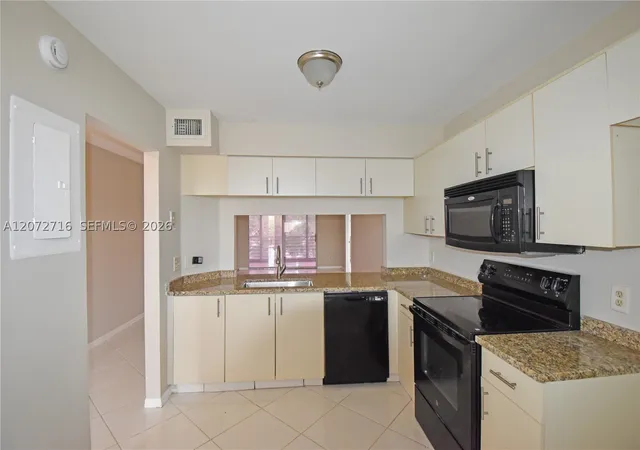 Photo 2 of Condo for sale at 10414 Nw 24th Pl #405, Sunrise, FL 33322 | MLS# A12072716 | Listing updated on 2026-09-01