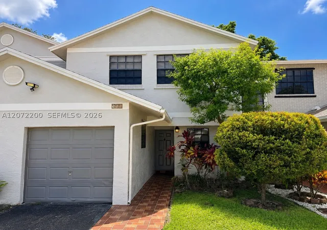 Photo 2 of Sale Pending at 510 Nw 103rd Ter, Pembroke Pines, FL 33026 | MLS# A12072200 | Listing updated on 2026-09-13