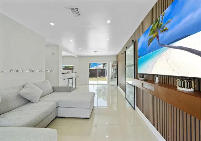Photo 3 of Sale Pending at 14800 Buchanan St, Miami, FL 33176 | MLS# A12072489 | Listing updated on 2026-08-27