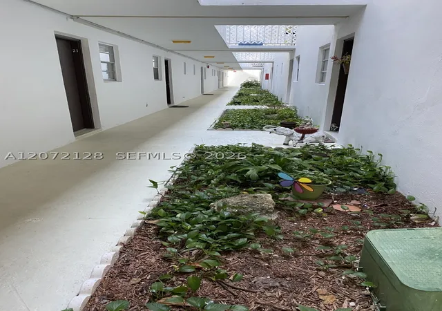 Photo 4 of Sale Pending at 6505 Winfield Blvd #B-25, Margate, FL 33063 | MLS# A12072128 | Listing updated on 2026-09-23