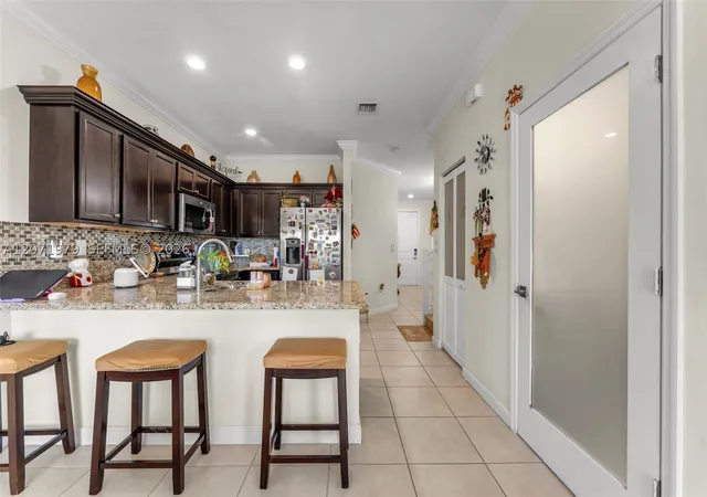 Photo 4 of Townhouse for sale at 11472 Sw 254Th St, Homestead, FL 33032 | MLS# A12071979 | Listing updated on 2026-10-07