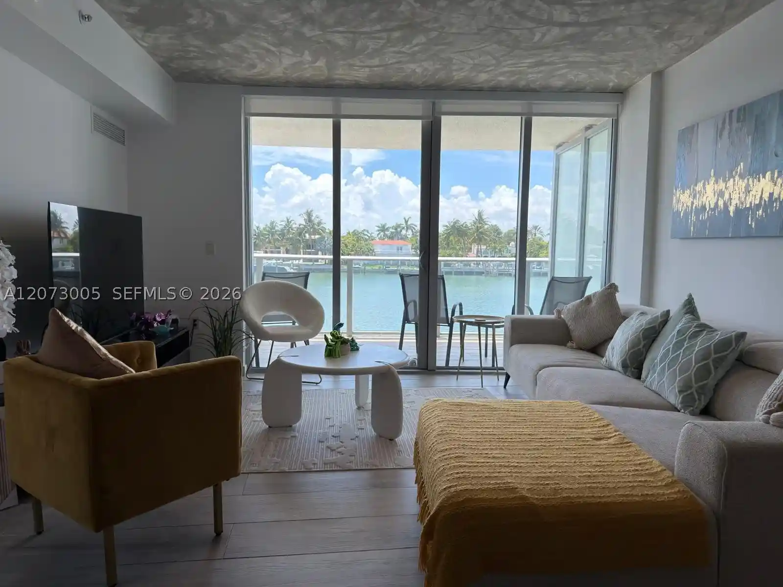 Listing Photo 15 - Condo for sale in building located at 6620 Indian Creek Dr, Miami, FL 33141 - Unit #209