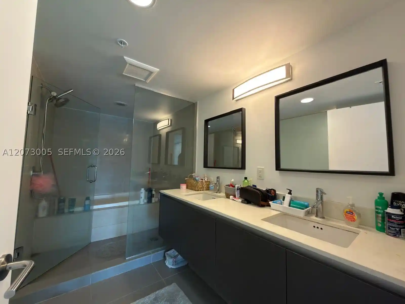 Listing Photo 5 - Condo for sale in building located at 6620 Indian Creek Dr, Miami, FL 33141 - Unit #209