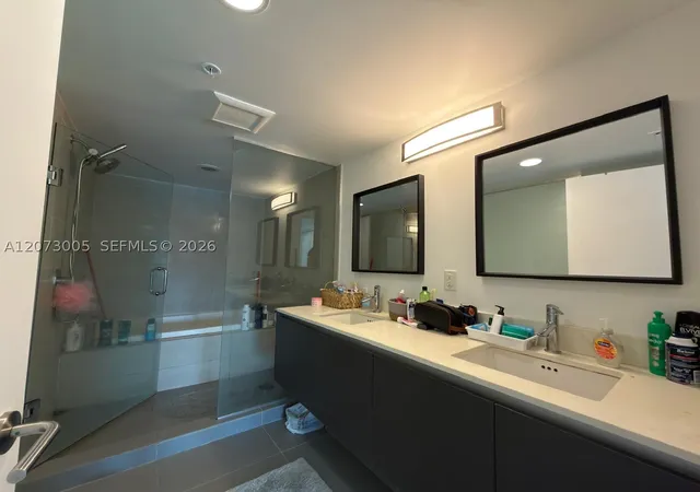 Listing Photo 5 - Condo for sale in building located at 6620 Indian Creek Dr, Miami, FL 33141 - Unit #209