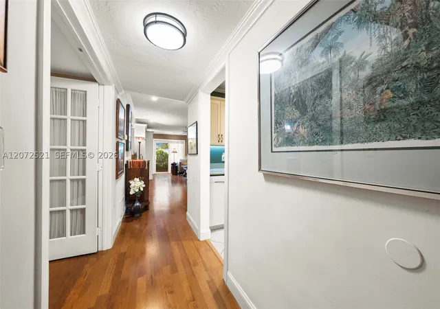 Photo 4 of Sale Pending at 6815 Edgewater Dr #202, Coral Gables, FL 33133 | MLS# A12072521 | Listing updated on 2026-09-23