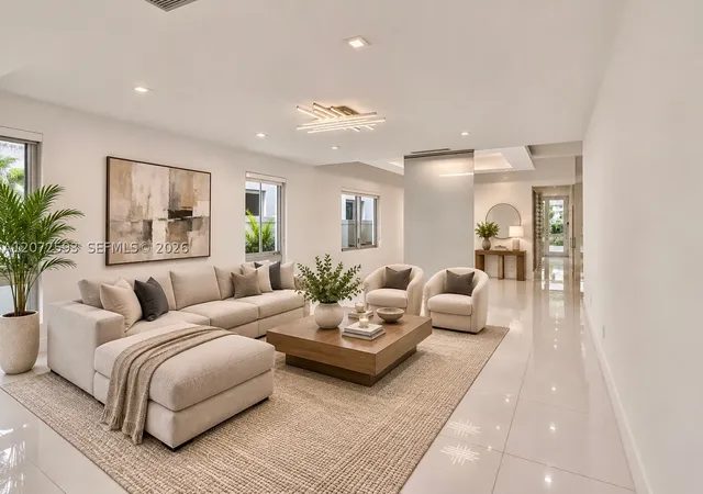 Photo 4 of Single family home for sale at 3460 Nw 84Th Ave, Doral, FL 33122 | MLS# A12072593 | Listing updated on 2026-09-22