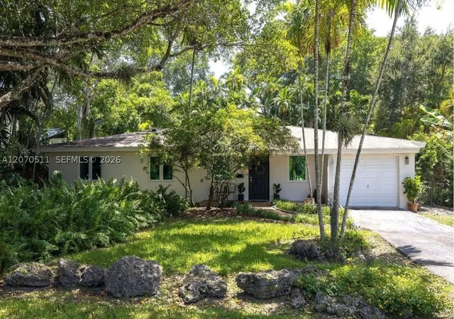 Photo 1 of Single family home for sale at 6390 Sw 69Th St, South Miami, FL 33143 | MLS# A12070511 | Listing updated on 2026-08-26