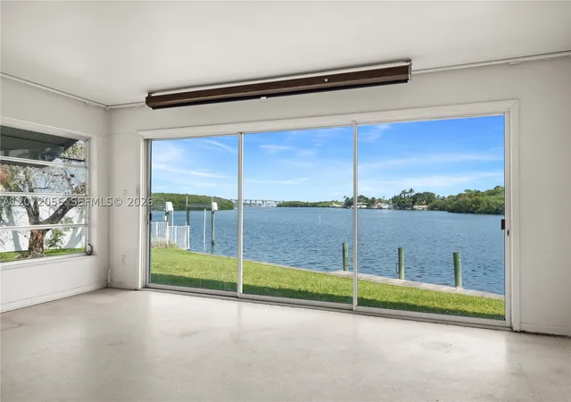 Photo 2 of Single family home for sale at 216 Sw Cabana Point Cir, Stuart, FL 34994 | MLS# A12072056 | Listing updated on 2026-09-14