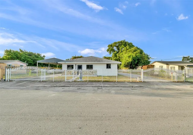Photo 2 of Sale Pending at 11815 Sw 222nd St, Miami, FL 33170 | MLS# A12073152 | Listing updated on 2026-09-10