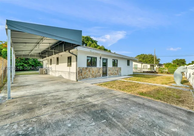 Photo 3 of Sale Pending at 11815 Sw 222nd St, Miami, FL 33170 | MLS# A12073152 | Listing updated on 2026-09-10