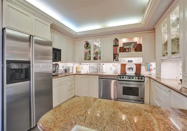Photo 3 of Condo for sale at 11113 Biscayne Blvd #1156, Miami, FL 33181 | MLS# A12072513 | Listing updated on 2026-08-31